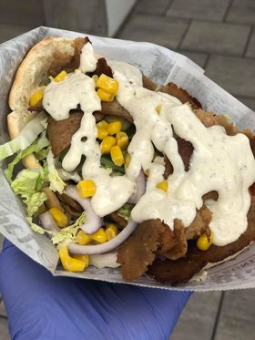 Kom innom for nydeleg kebab på Hafslo Bilsenter